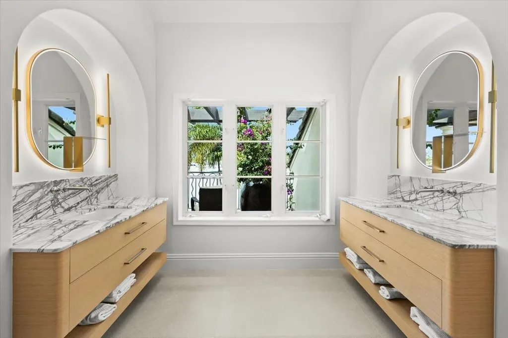 1313 E Lake Drive Fort Lauderdale FL 33316