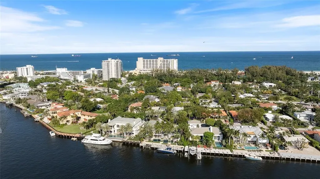 1313 E Lake Drive Fort Lauderdale FL 33316