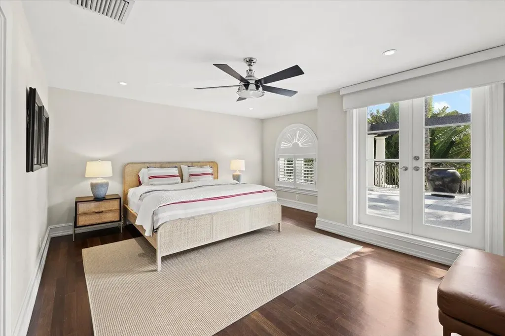 1313 E Lake Drive Fort Lauderdale FL 33316