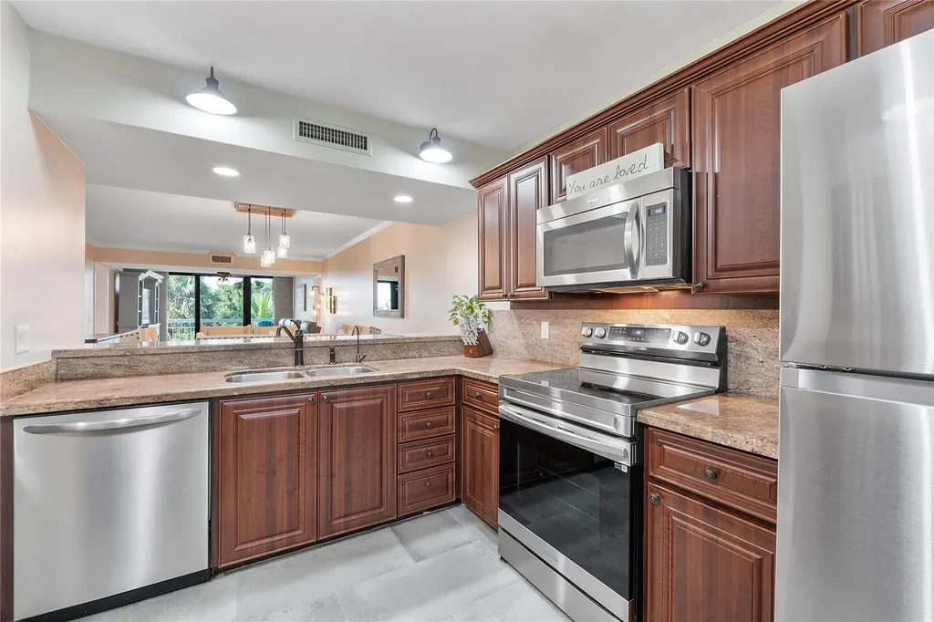 6181 Balboa Circle Boca Raton FL 33433