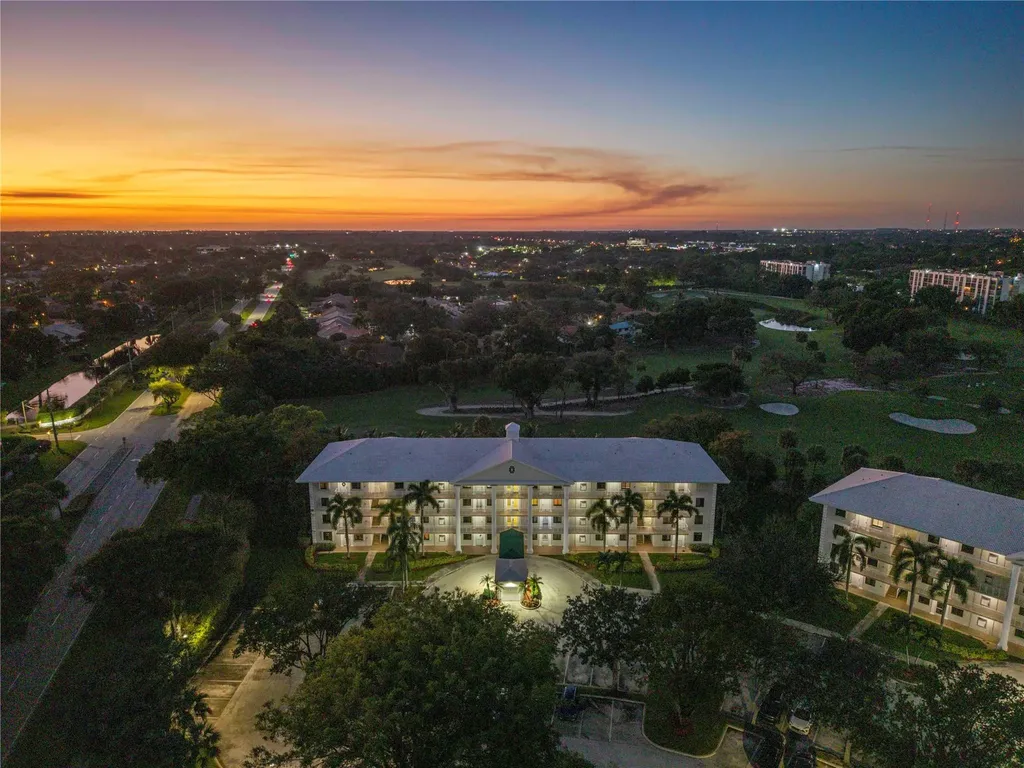 6181 Balboa Circle Boca Raton FL 33433