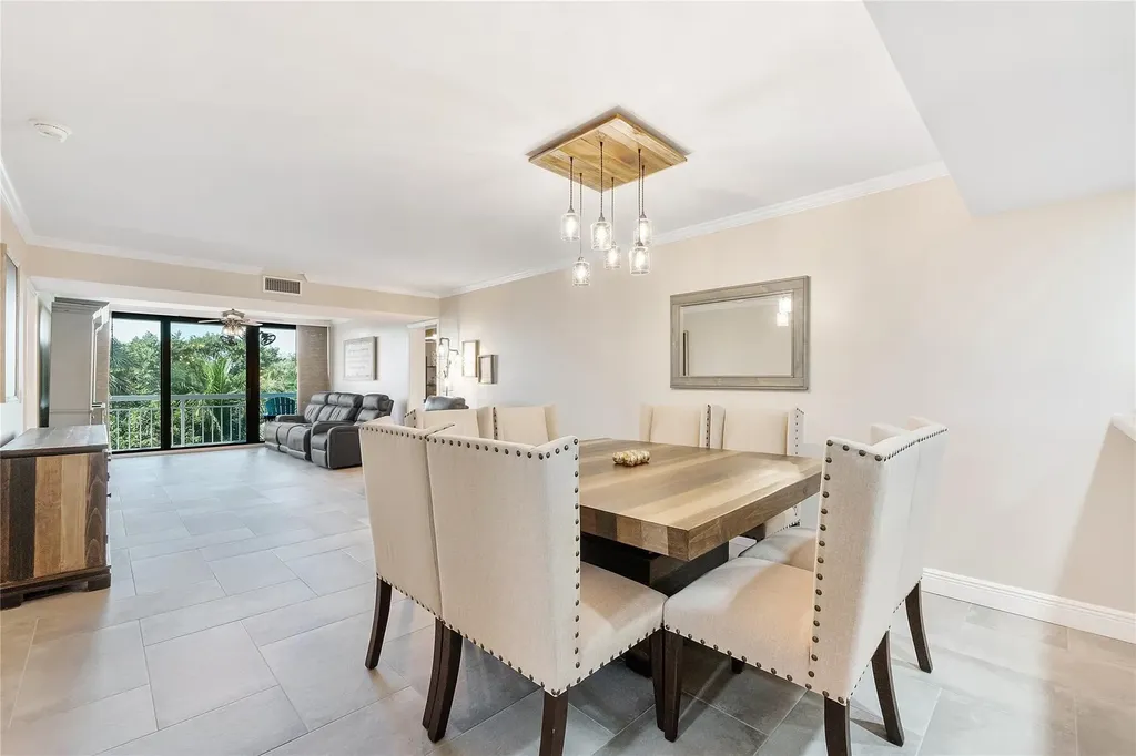 6181 Balboa Circle Boca Raton FL 33433