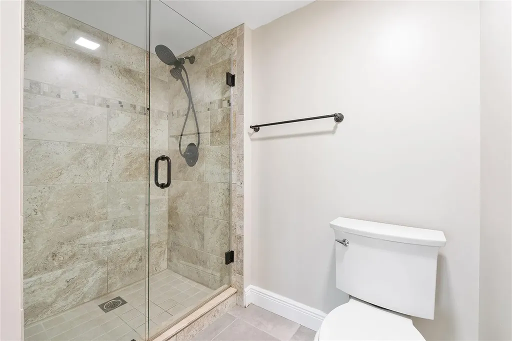 6181 Balboa Circle Boca Raton FL 33433