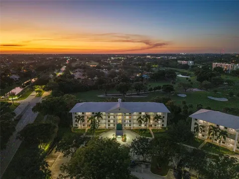 6181 Balboa Circle Boca Raton FL 33433