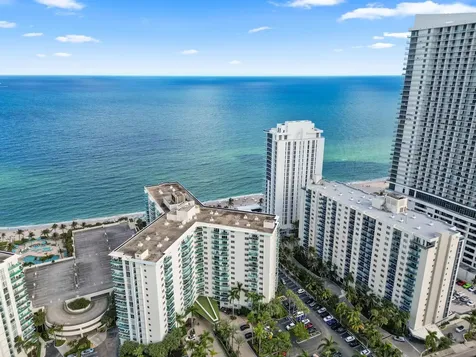 4001 S Ocean Drive Hollywood FL 33019