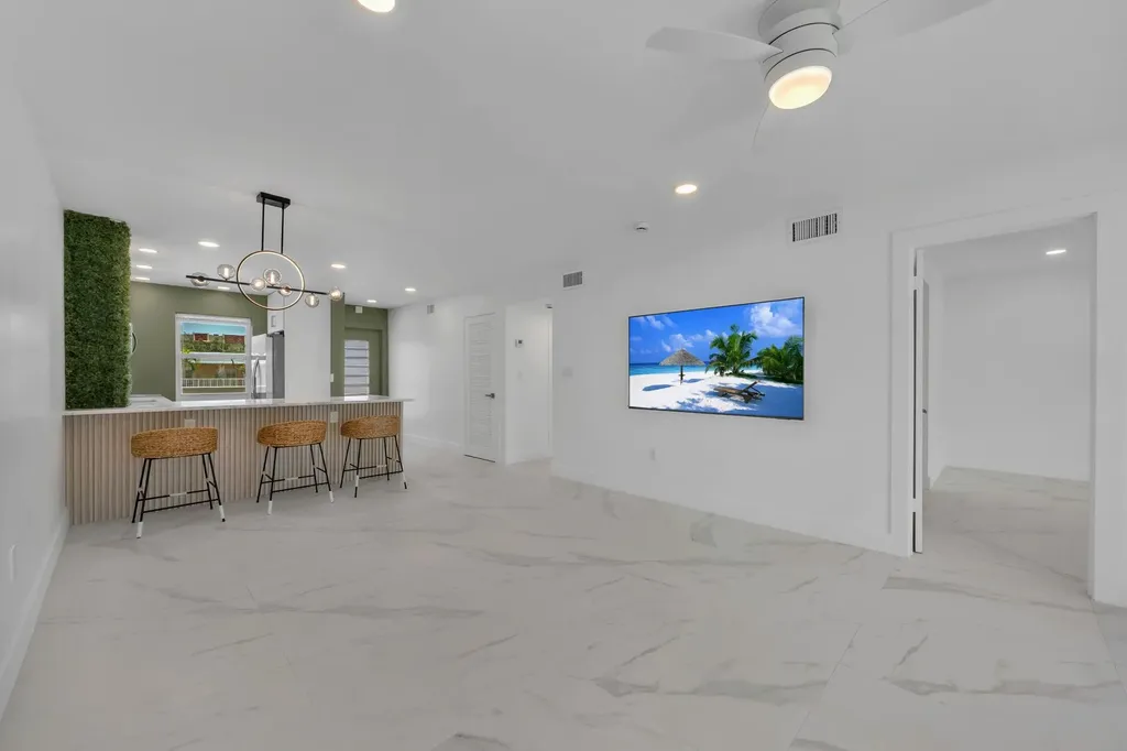 9818 Marina Boulevard Boca Raton FL 33428