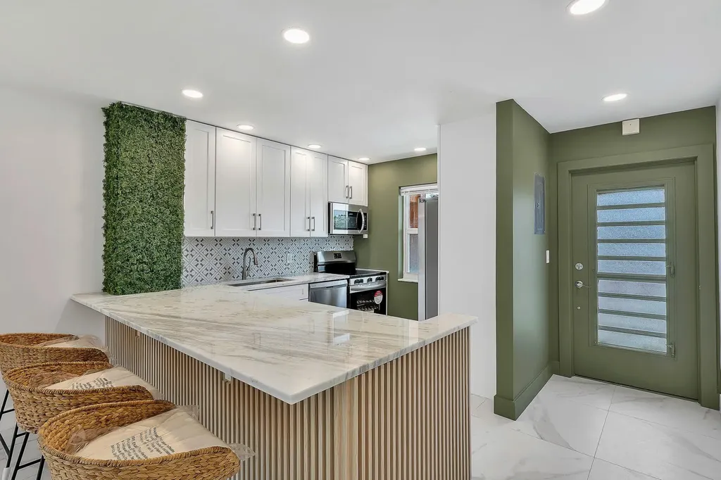 9818 Marina Boulevard Boca Raton FL 33428