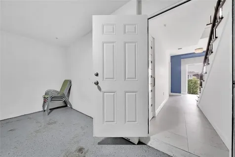 2725 NE 8 Avenue Wilton Manors FL 33334