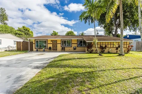 1610 SW 68th Terrace North Lauderdale FL 33068