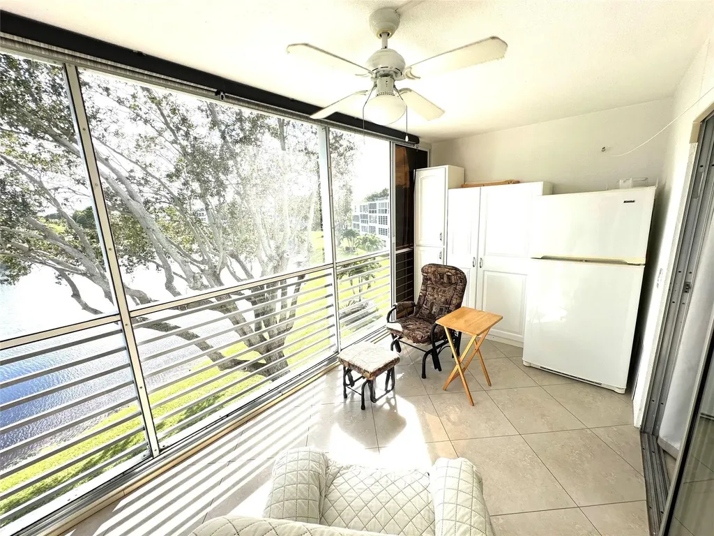 4115 Cambridge E Deerfield Beach FL 33442