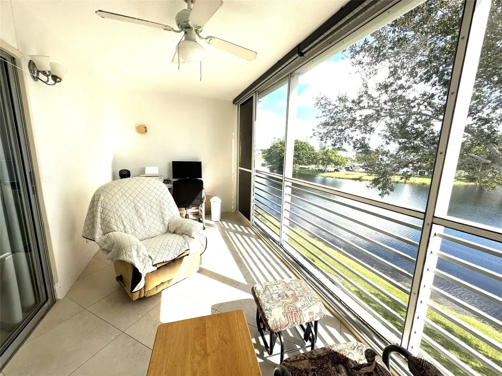 4115 Cambridge E Deerfield Beach FL 33442