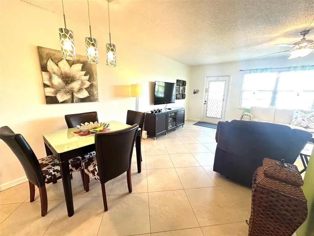 4115 Cambridge E Deerfield Beach FL 33442