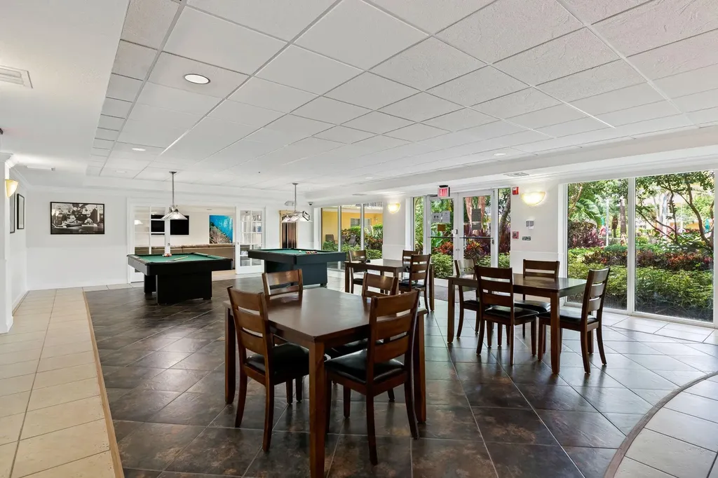 1515 E Broward Boulevard Fort Lauderdale FL 33301
