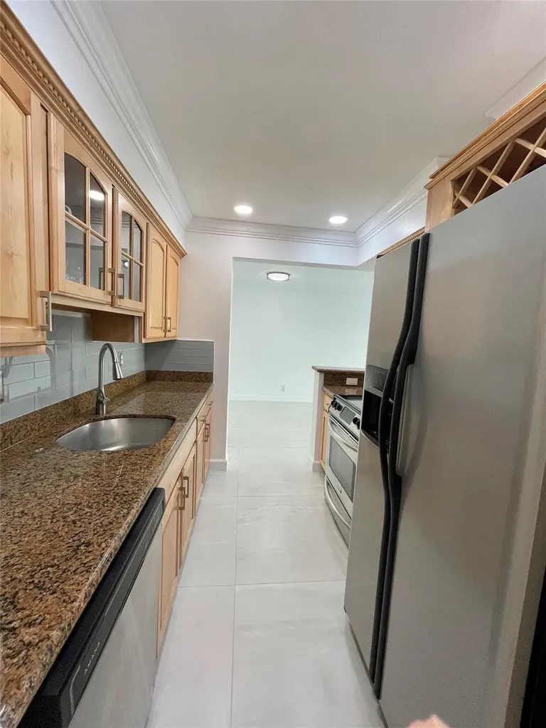 1515 E Broward Boulevard Fort Lauderdale FL 33301