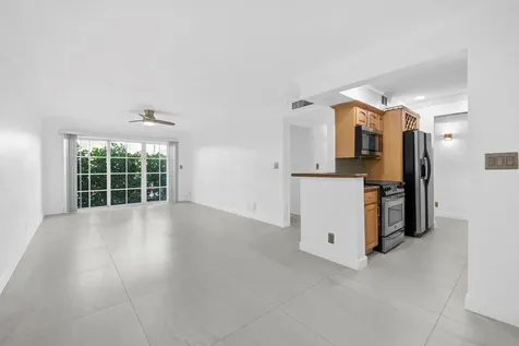 1515 E Broward Boulevard Fort Lauderdale FL 33301