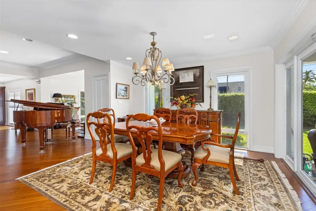 359 Poinciana Drive Fort Lauderdale FL 33301