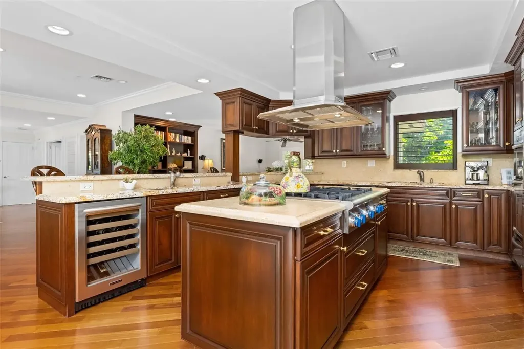 359 Poinciana Drive Fort Lauderdale FL 33301