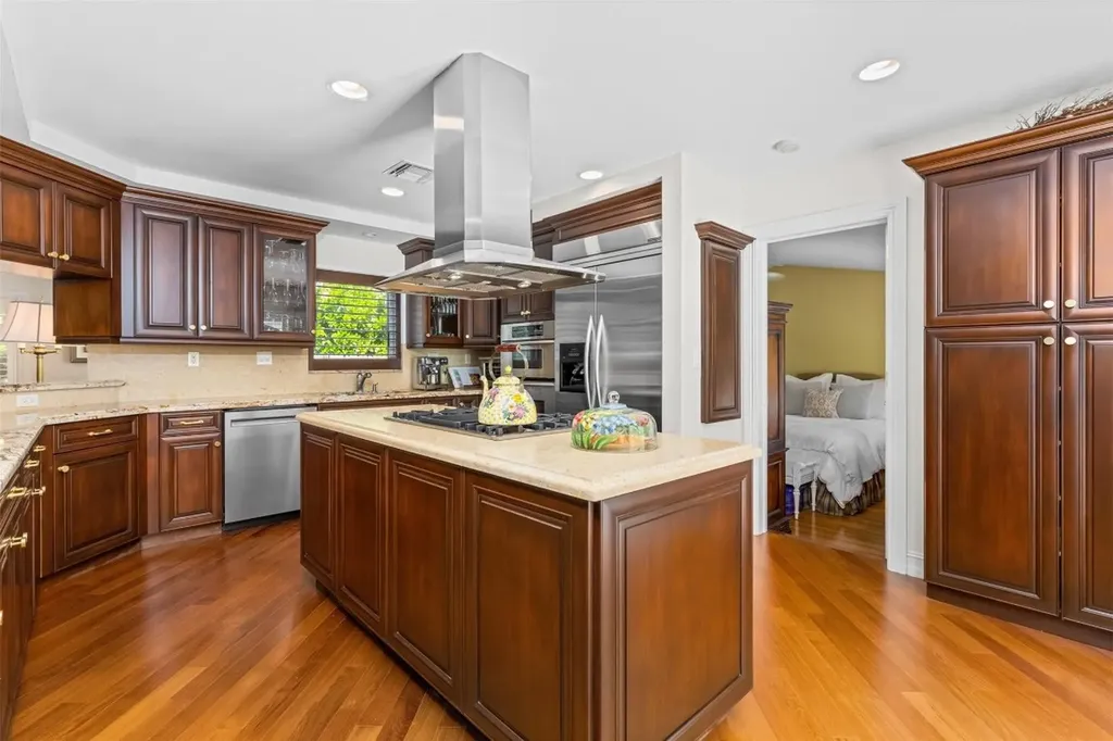 359 Poinciana Drive Fort Lauderdale FL 33301