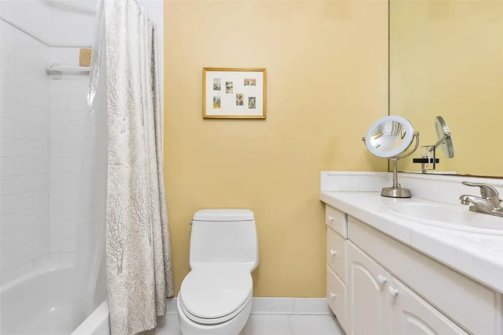 359 Poinciana Drive Fort Lauderdale FL 33301