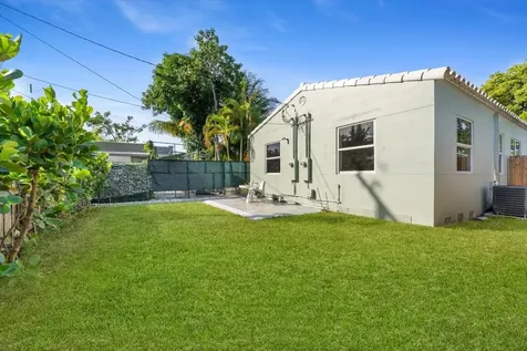 1928 Adams Street Hollywood FL 33020