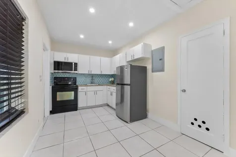 1928 Adams Street Hollywood FL 33020