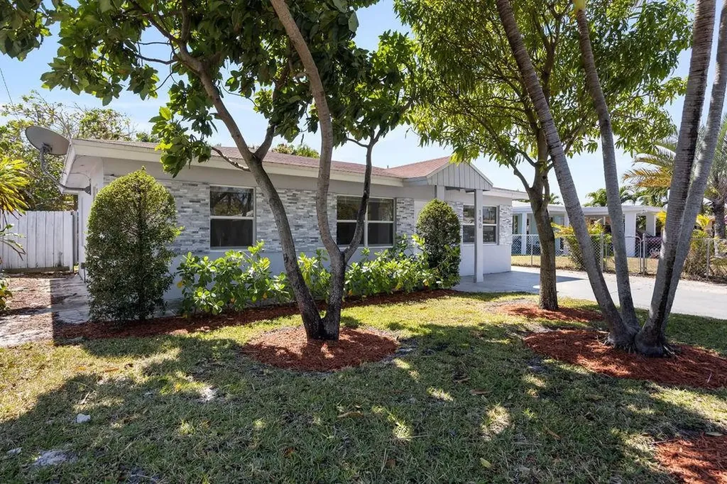 140 NW 46th Street Oakland Park FL 33309