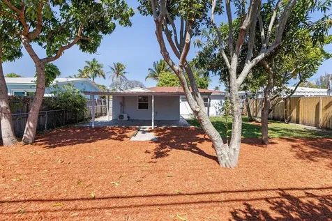 140 NW 46th Street Oakland Park FL 33309