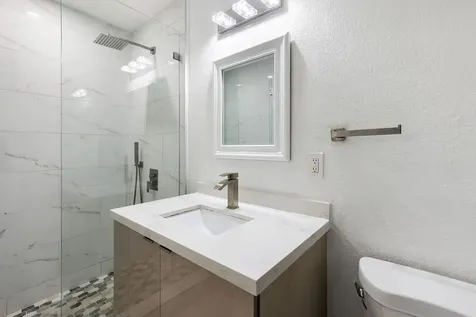 140 NW 46th Street Oakland Park FL 33309