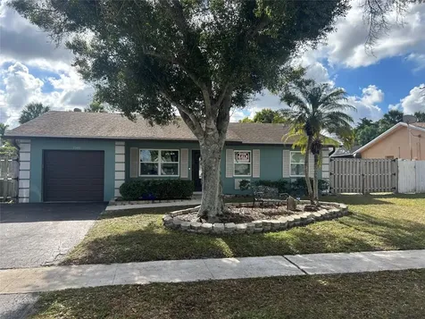 9548 Richmond Circle Boca Raton FL 33434