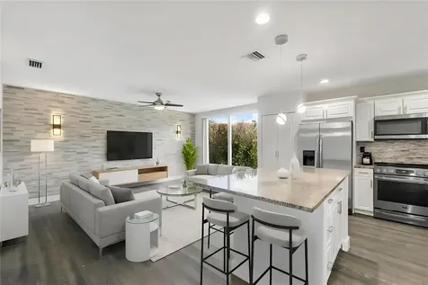 11571 NW 4th Manor Coral Springs FL 33071