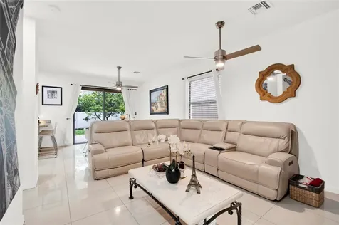 805 NE 191st Street Miami FL 33179