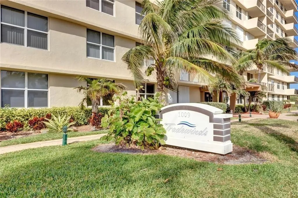 1009 N Ocean Boulevard Pompano Beach FL 33062