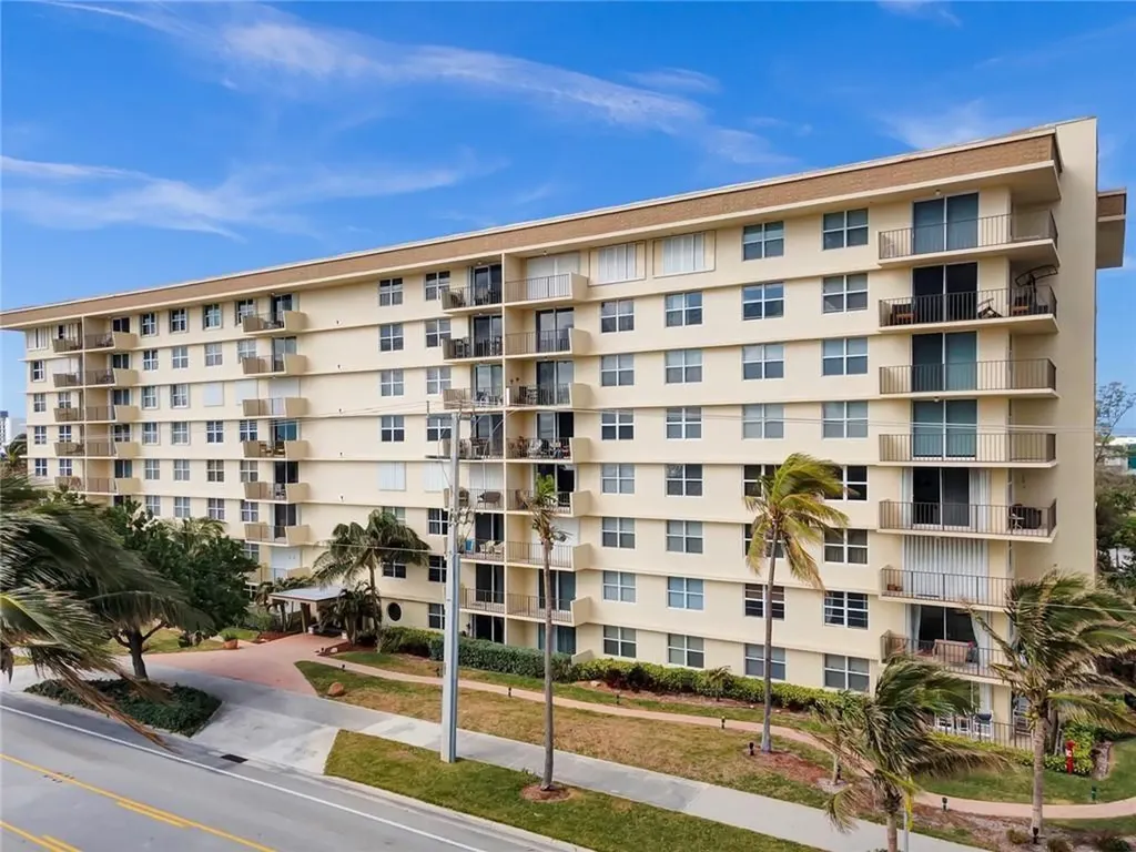 1009 N Ocean Boulevard Pompano Beach FL 33062