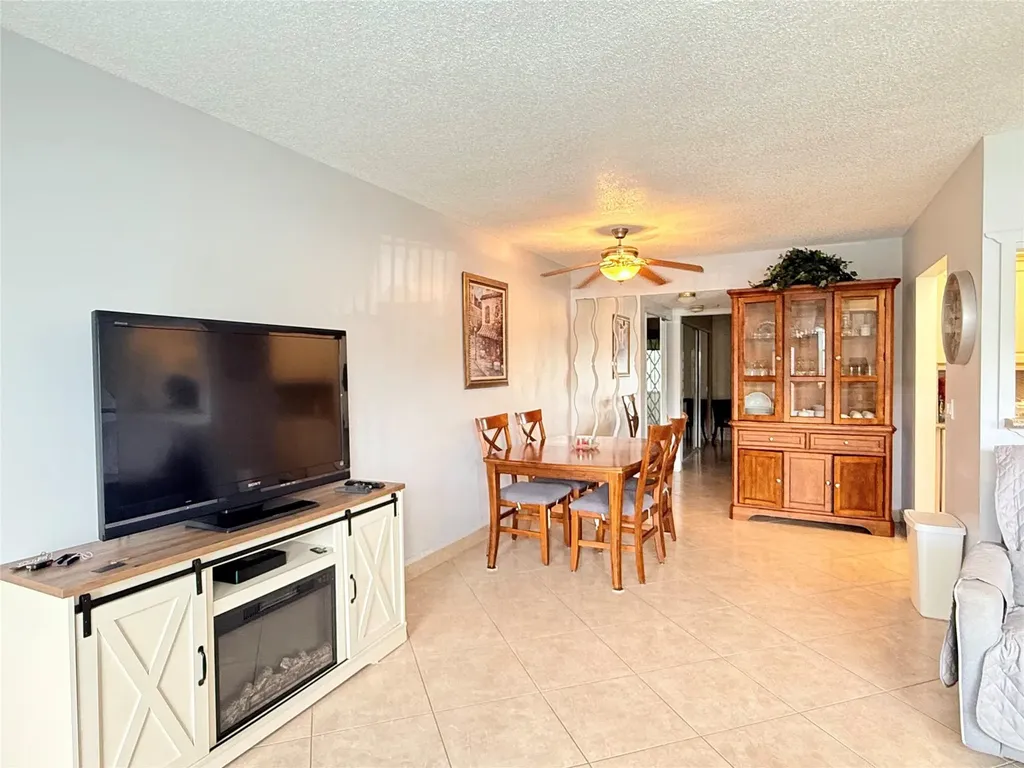 53 Markham C Deerfield Beach FL 33442