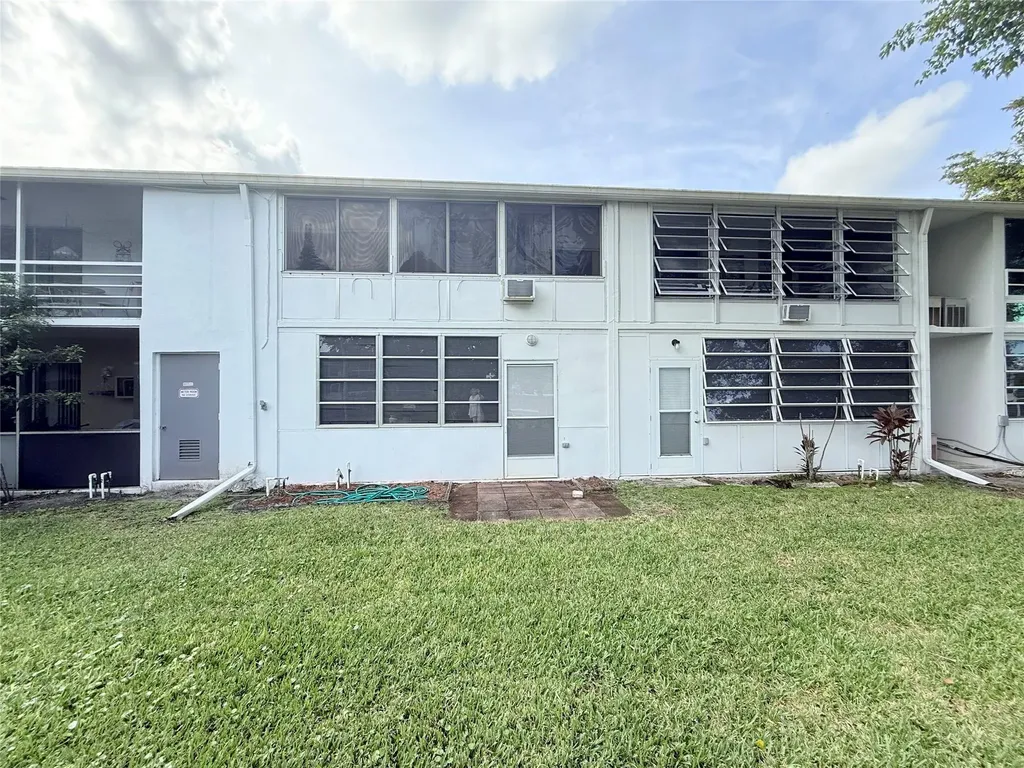 53 Markham C Deerfield Beach FL 33442