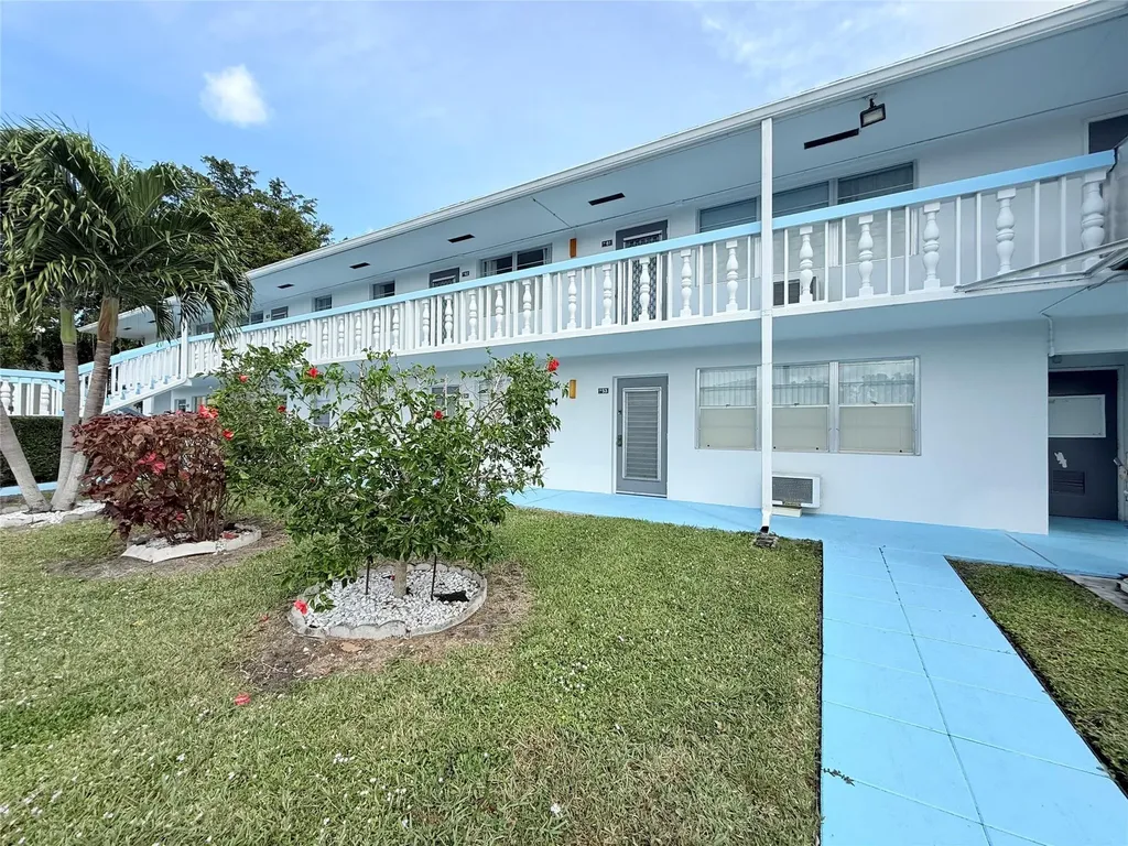 53 Markham C Deerfield Beach FL 33442