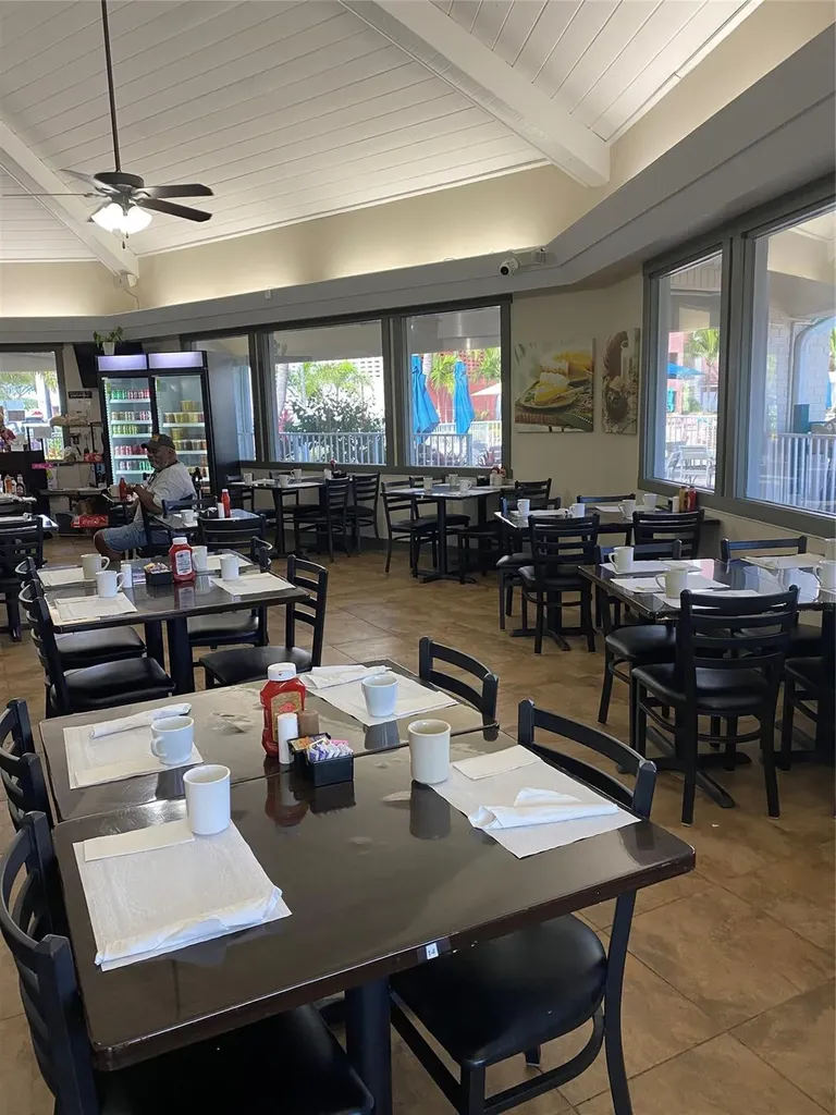 53 Markham C Deerfield Beach FL 33442