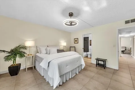 2102 Lucaya Bend Coconut Creek FL 33066