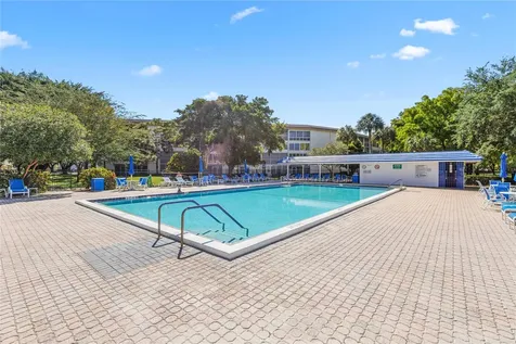 2102 Lucaya Bend Coconut Creek FL 33066