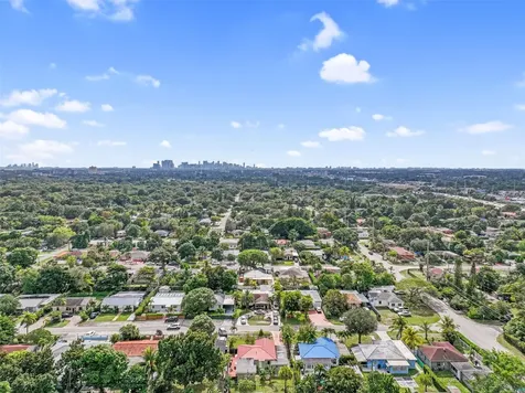 413 NW 100th Terrace Miami FL 33150