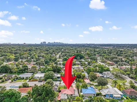 413 NW 100th Terrace Miami FL 33150