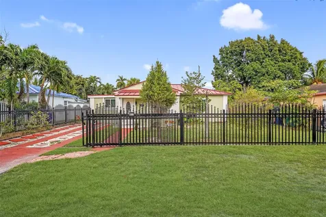 413 NW 100th Terrace Miami FL 33150