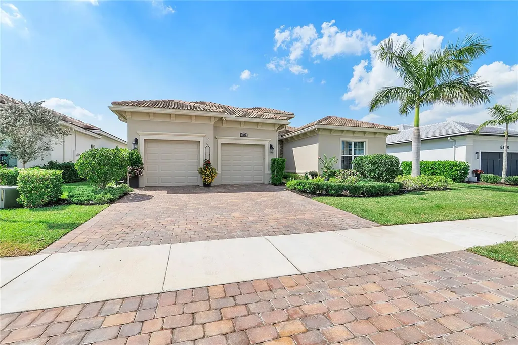 8674 SW Flutto Way Port St Lucie FL 34987