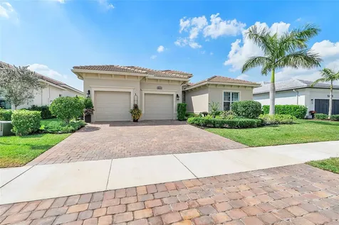 8674 SW Flutto Way Port St Lucie FL 34987