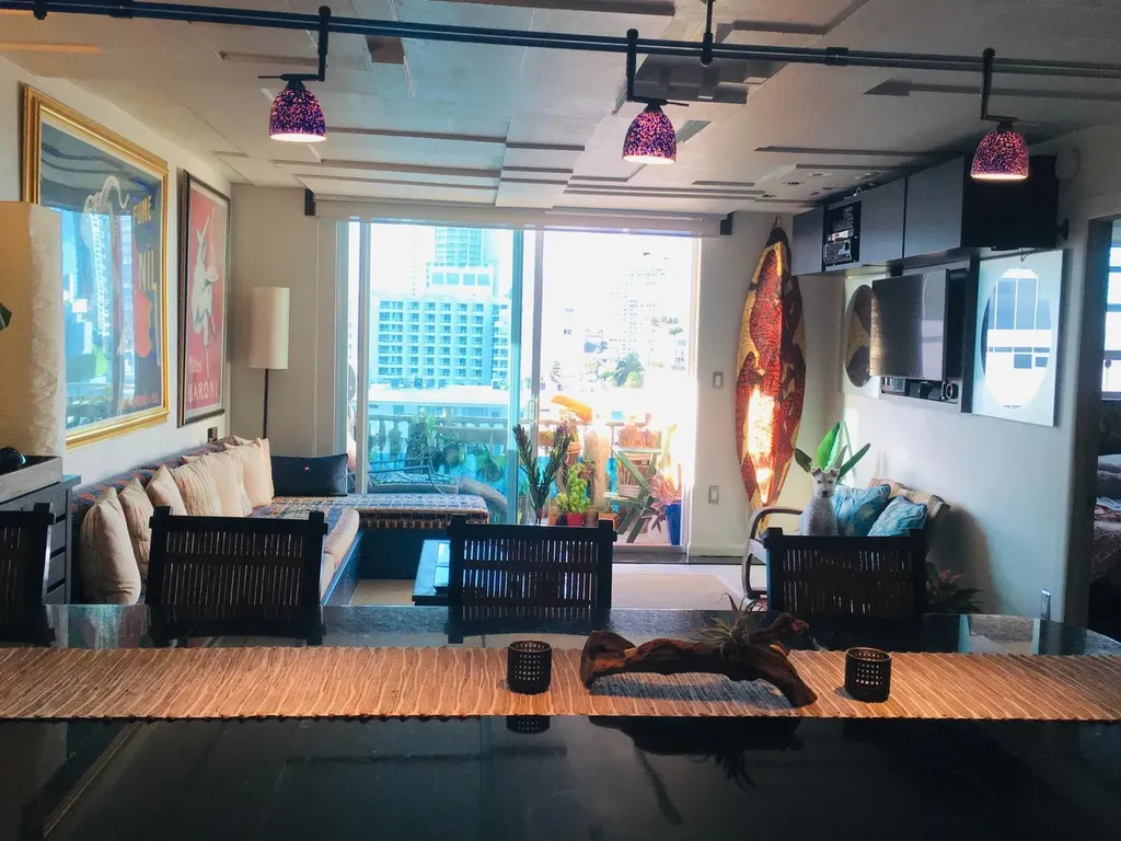 345 Ocean Drive Miami Beach FL 33139