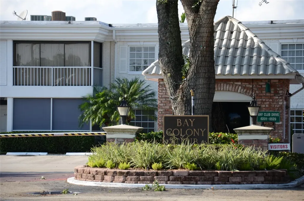 6307 Bay Club Drive Fort Lauderdale FL 33308