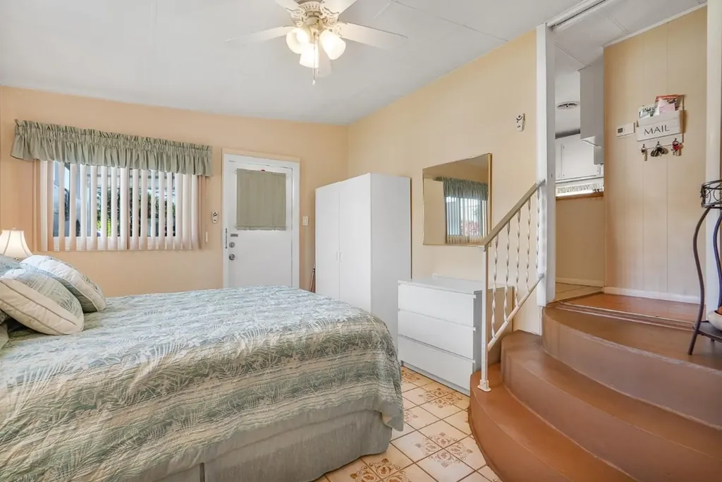 2001 SW 84th Avenue Davie FL 33324