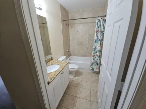 6185 Laurel Lane Tamarac FL 33319
