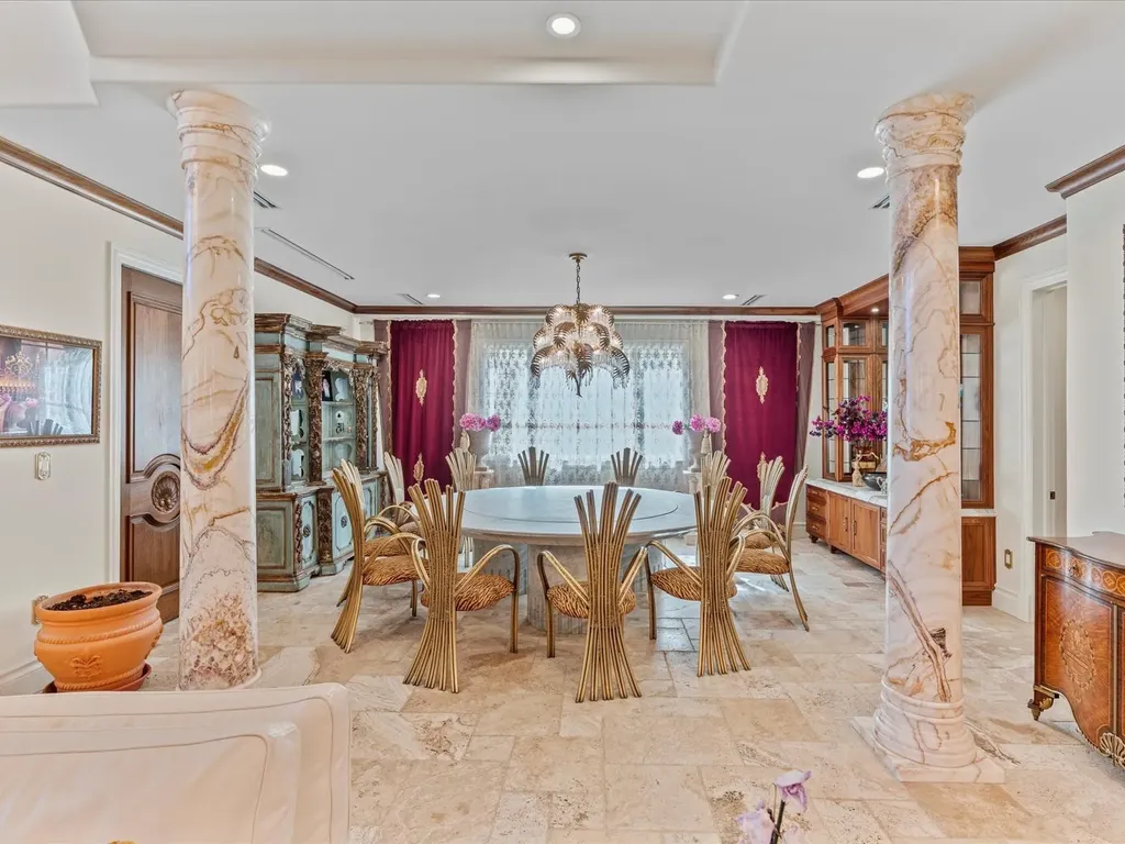 555 Ocean Boulevard Golden Beach FL 33160