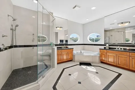 400 NE 8th Avenue Fort Lauderdale FL 33301